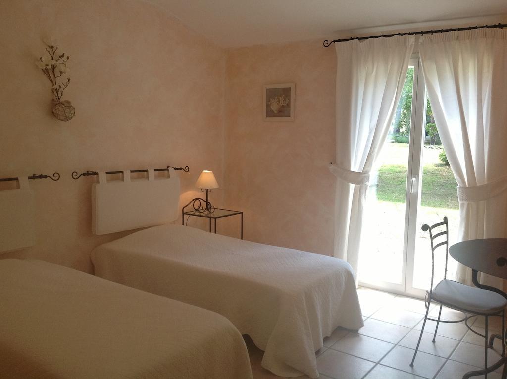 Le Clos Des Cigales Roussillon en Isere Pokój zdjęcie